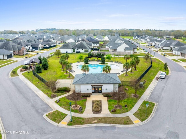 Building Photo - 110 Olivewood Dr
