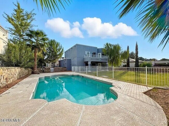 Building Photo - 659 Jeanny Marie Ct