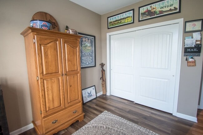 Building Photo - Fall in Love with this home!!!
