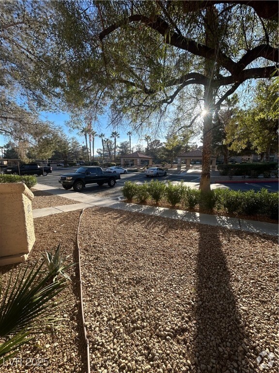 Building Photo - 9070 Spring Mountain Rd