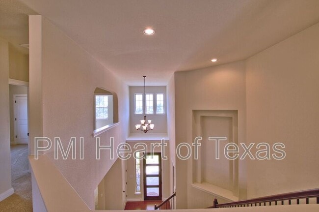 Building Photo - 1703 Elkins Ln