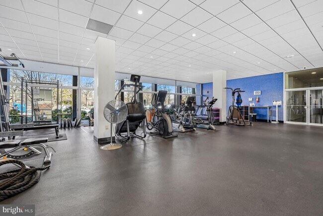 Building Photo - 1311 Delaware Ave SW