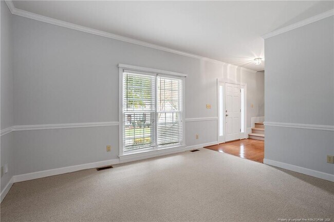 Building Photo - 2021 Shadow Creek Dr