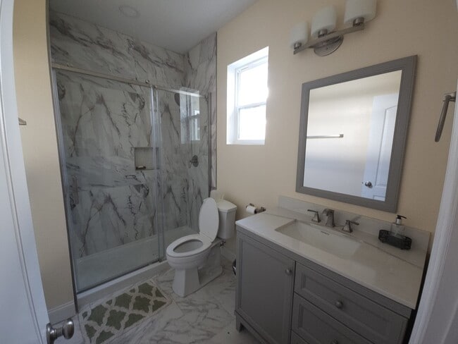 Building Photo - 10286 October Glory Wy