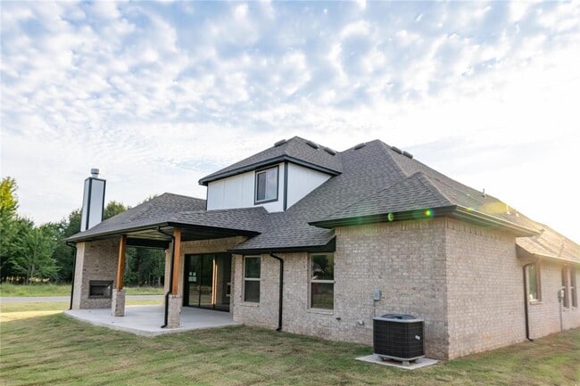 Building Photo - 12616 Velvet Ash Ave