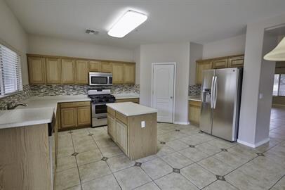 Building Photo - Rancho Sahuarita!!!