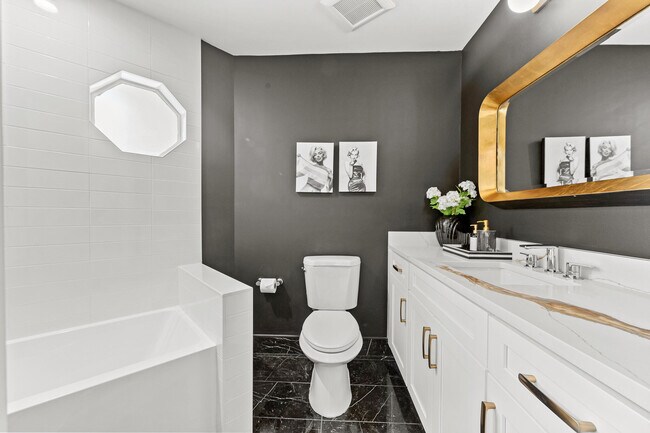 Building Photo - 288 Seabreeze Cir