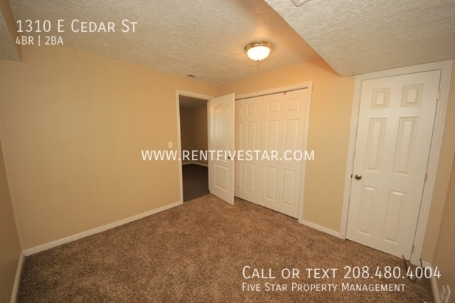 Building Photo - 1310 E Cedar St