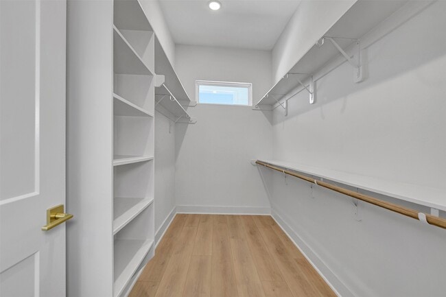 Building Photo - 3628 Amos St