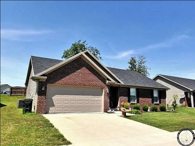 Primary Photo - 107 Lake Forest Dr