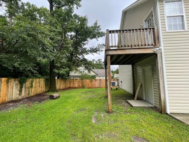 Building Photo - 4214 McClelland Dr