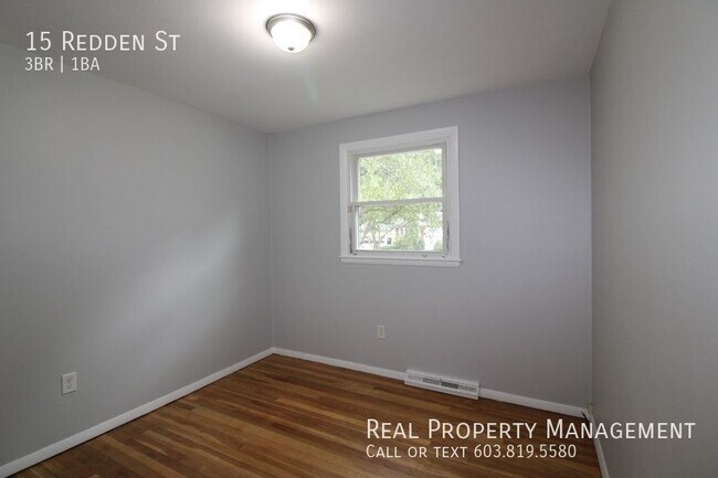 Building Photo - 3 Bedroom Dover Ranch with a Spacious Back...
