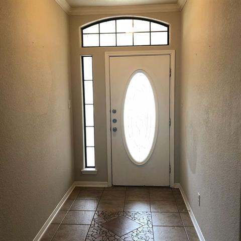 Building Photo - 6104 Alexus Dr