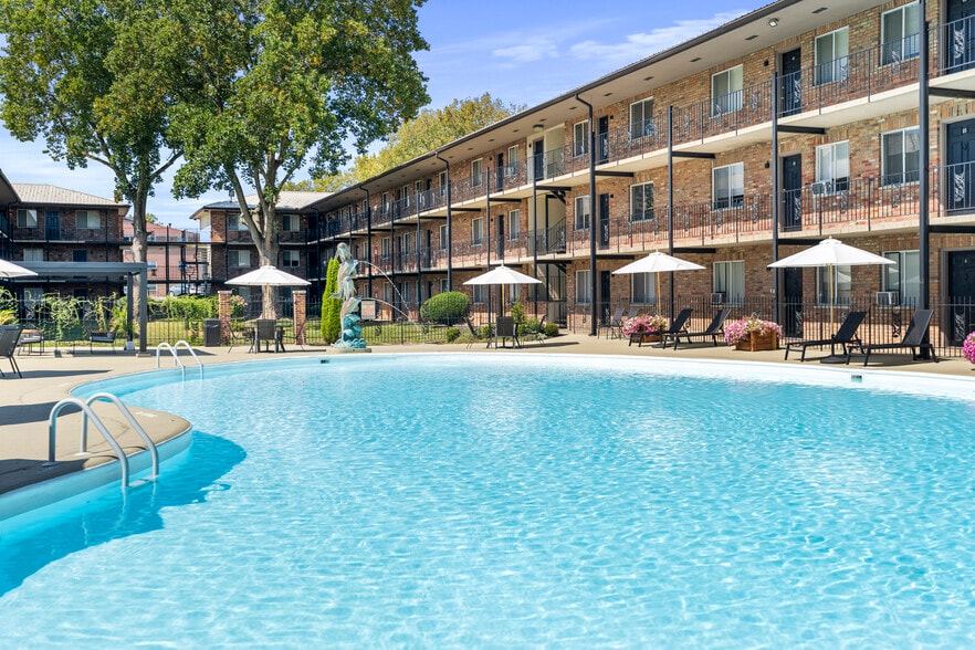 Primary Photo - The Anna Apartments