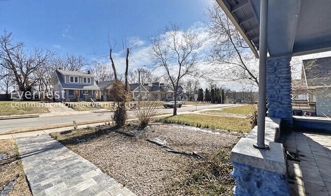 Building Photo - 4308 Highland Ave