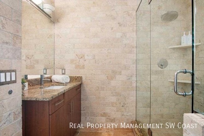 Building Photo - 1412 Hemingway Pl