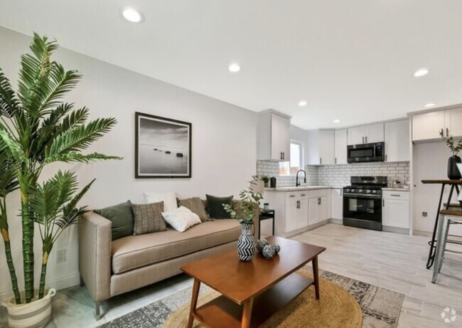 Building Photo - 3057 Vineyard Ave