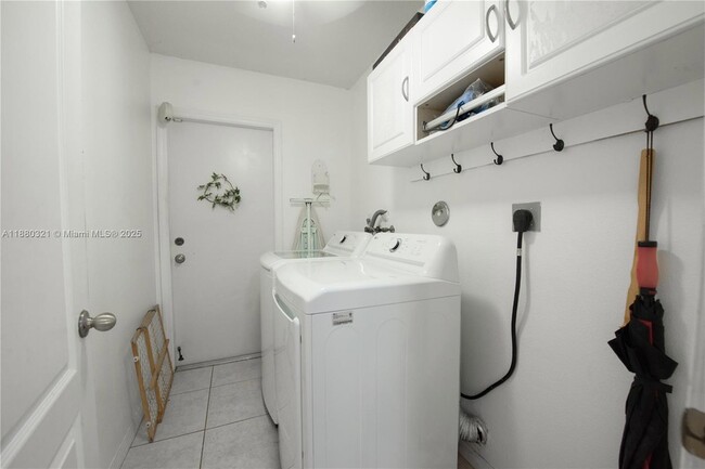 Building Photo - 27651 SW 155th Ave