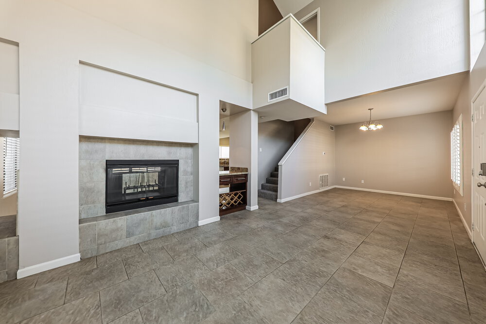 Building Photo - 4533 E Annette Dr