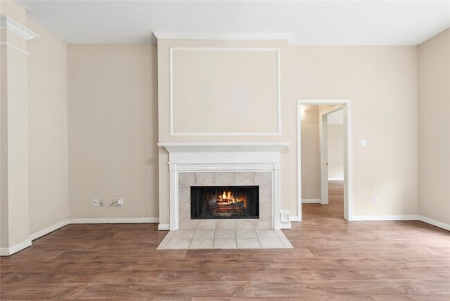 Building Photo - 11619 Cedarvale Ln