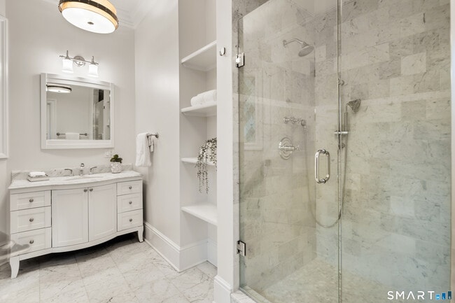 Building Photo - 1421 Oenoke Ridge