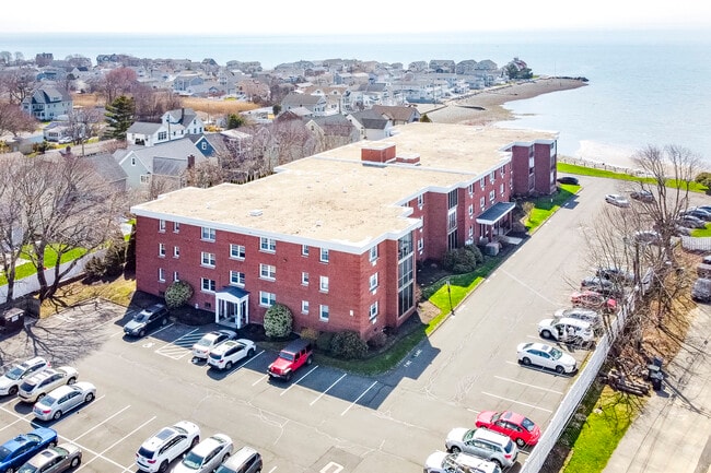 Building Photo - 185 Melba St