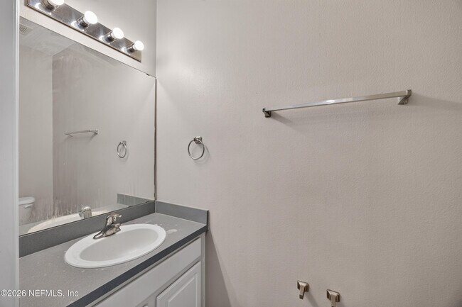 Building Photo - 1572 Biscayne Bay Dr