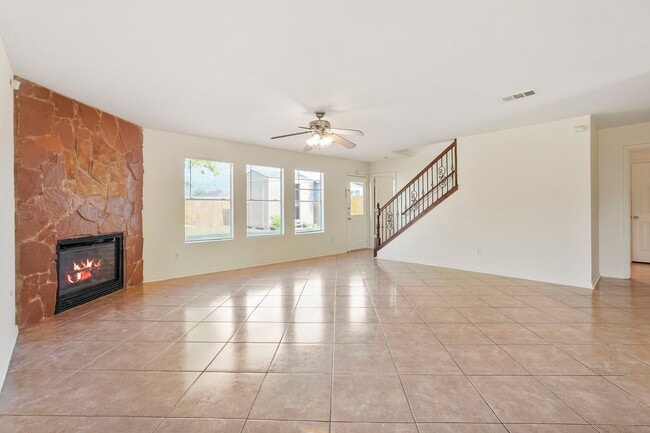 Building Photo - 16342 Blue Rock Springs Dr