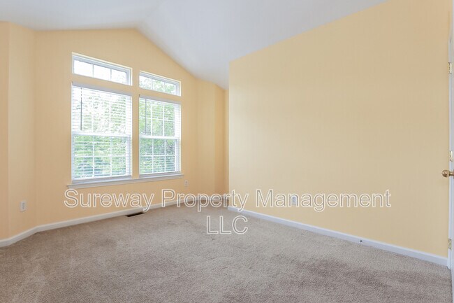Building Photo - 10 Sea Breeze Ct