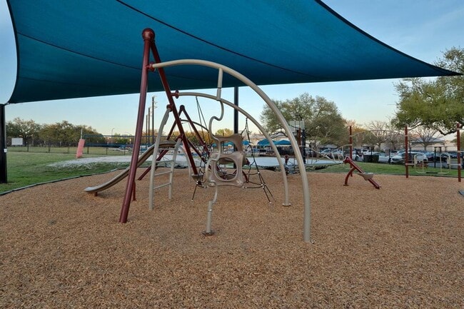 Building Photo - 7721 Haggans Ln