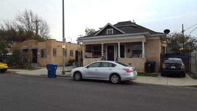 Building Photo - 1490 E 43rd St