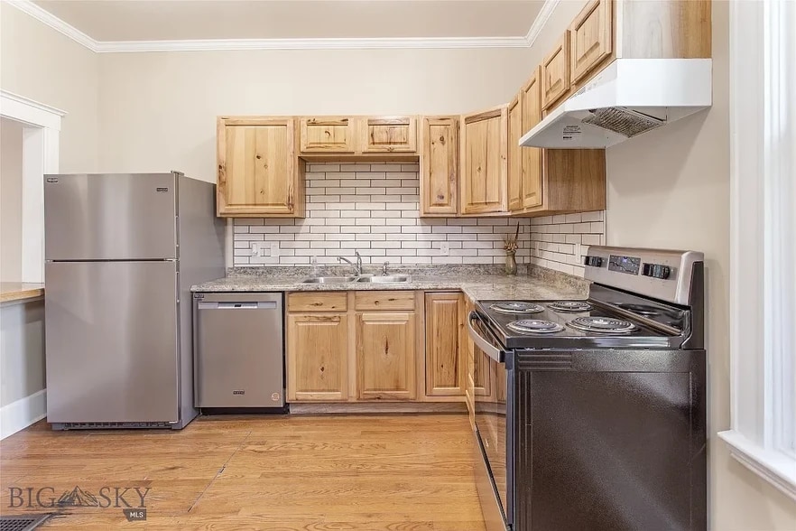 Building Photo - 1007 W Park St