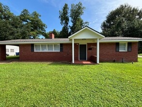 Building Photo - 2608 E Cavett Dr