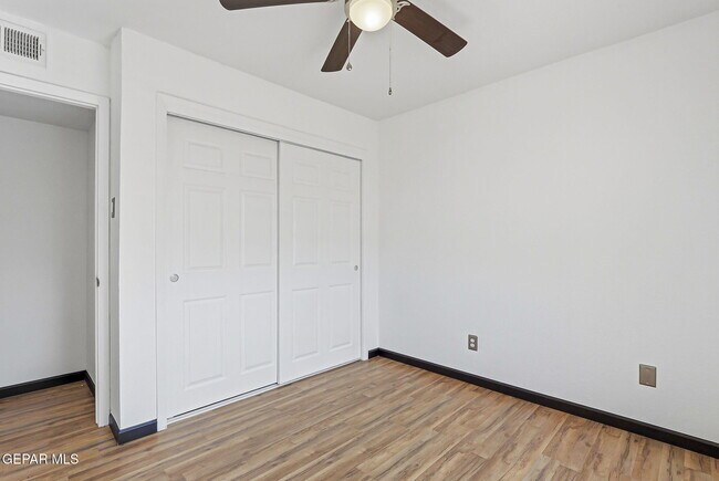 Building Photo - 5609 Van Horn Dr