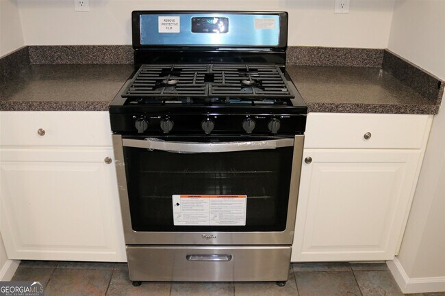 Building Photo - 105 Sheldon Way