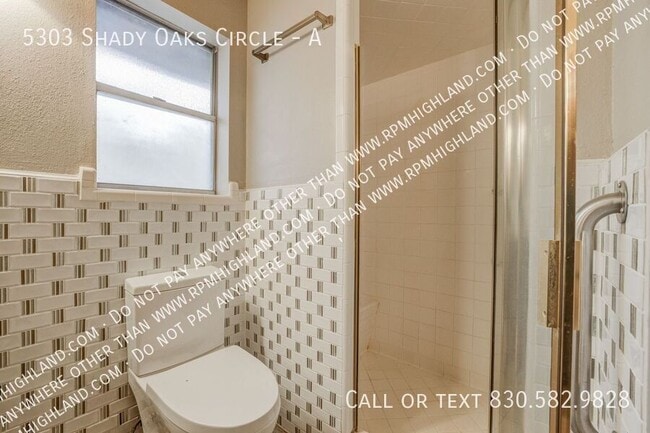 Building Photo - 5303 Shady Oak Cir