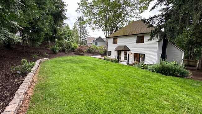 Building Photo - Exquisite 3 Bedroom, 3 Bath Home for Rent ...