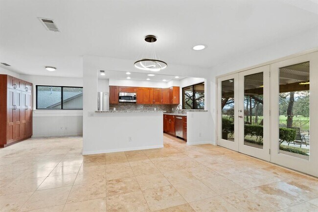 Building Photo - 11532 Spicewood Pkwy