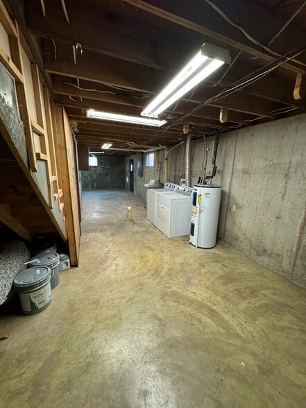 Washer and dryer included - 205 S Forester Dr