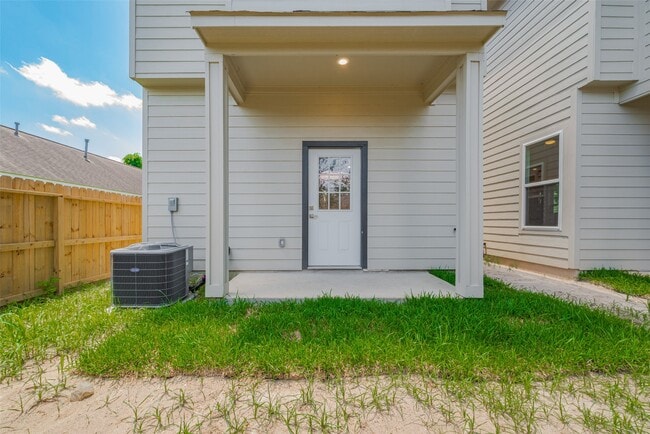 Building Photo - 2414 Sam Wilson St