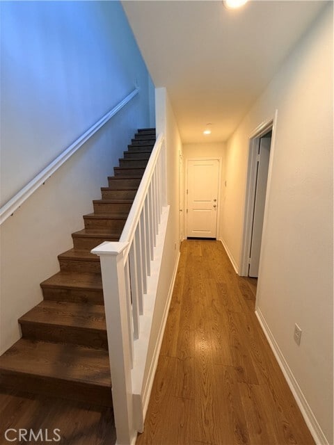 Building Photo - 818 Santa Fe Ave