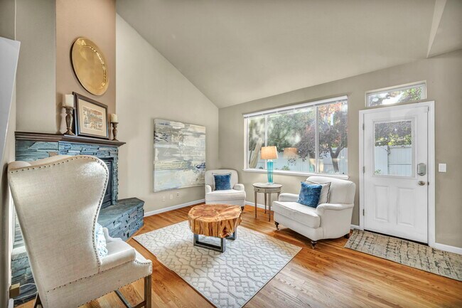 Building Photo - 4731 Ellicott Wy