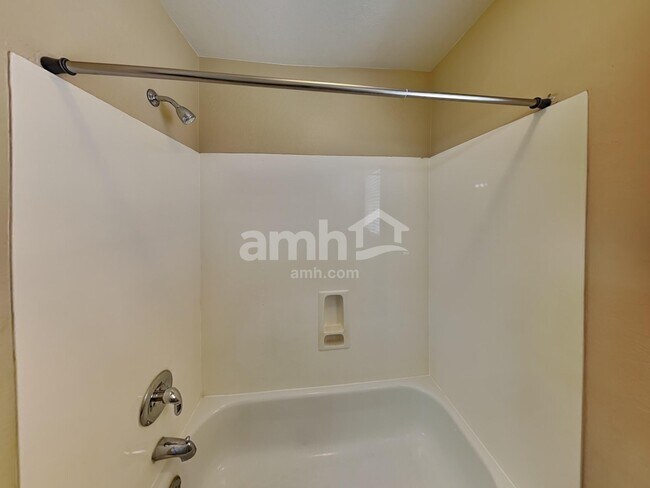 Building Photo - 4242 E Patrick St