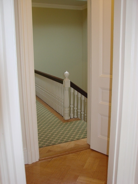 Building Photo - 404 Marlborough St