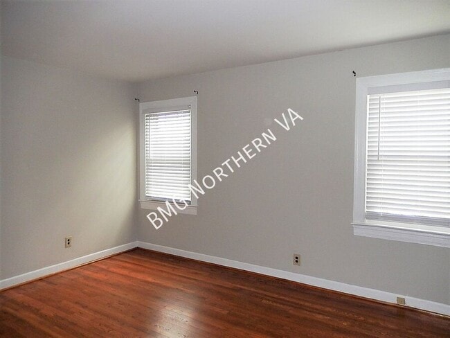 Building Photo - 2601 16th St S