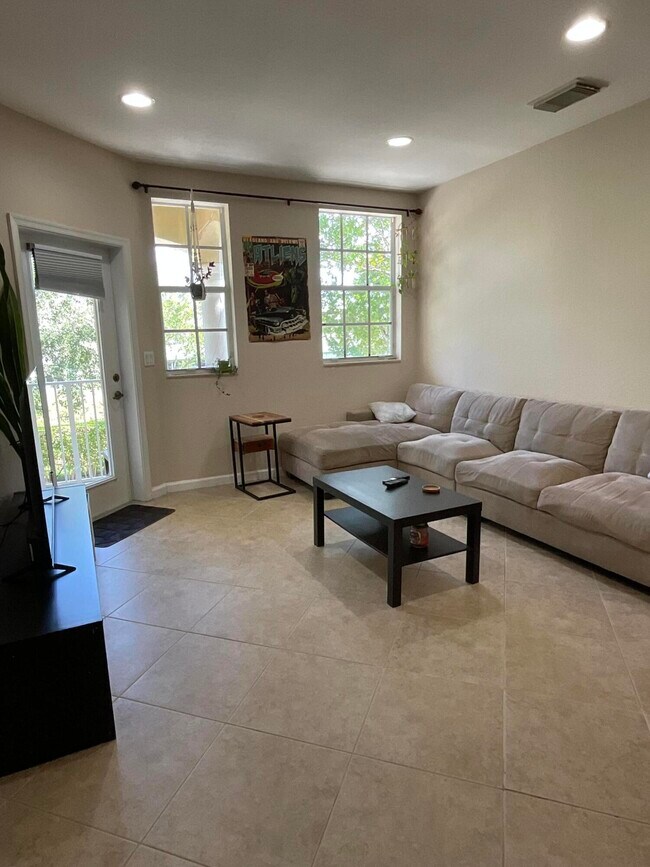 Building Photo - 4808 W Bexley Park Dr