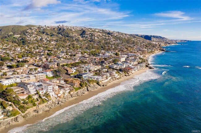 Building Photo - 1172 Catalina St