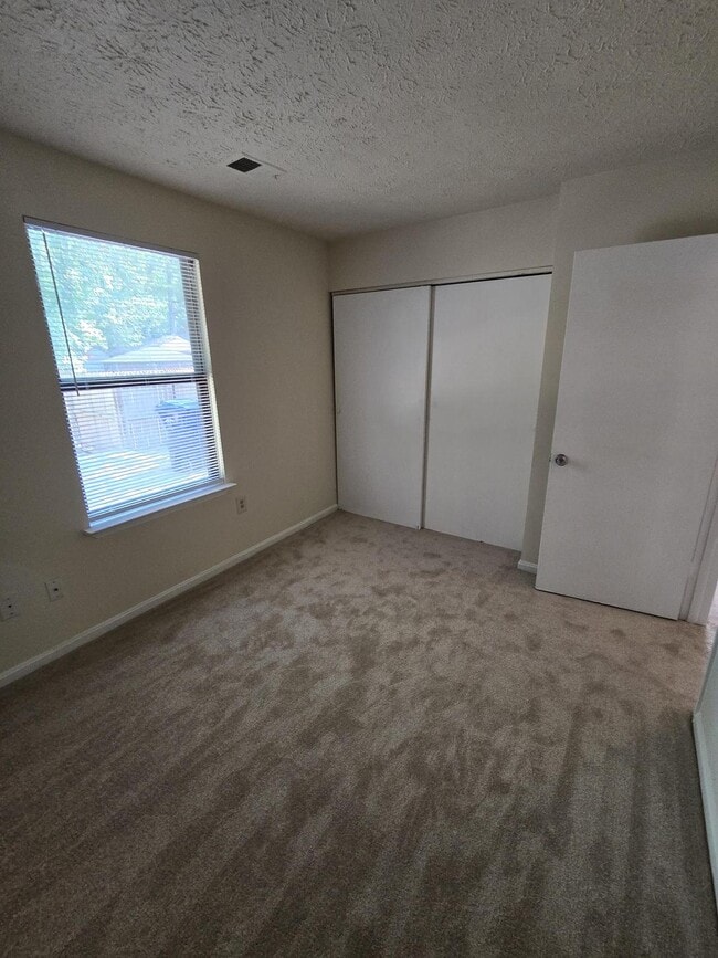 Building Photo - 3379 Justice Ct
