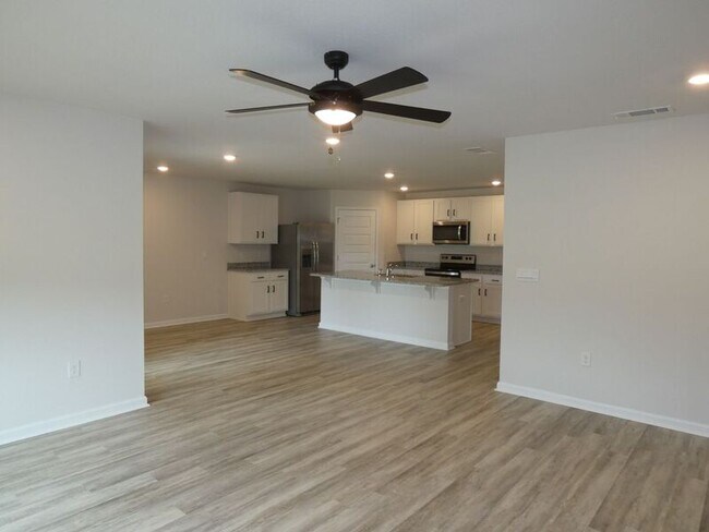 Building Photo - 8617 Tarsus Dr