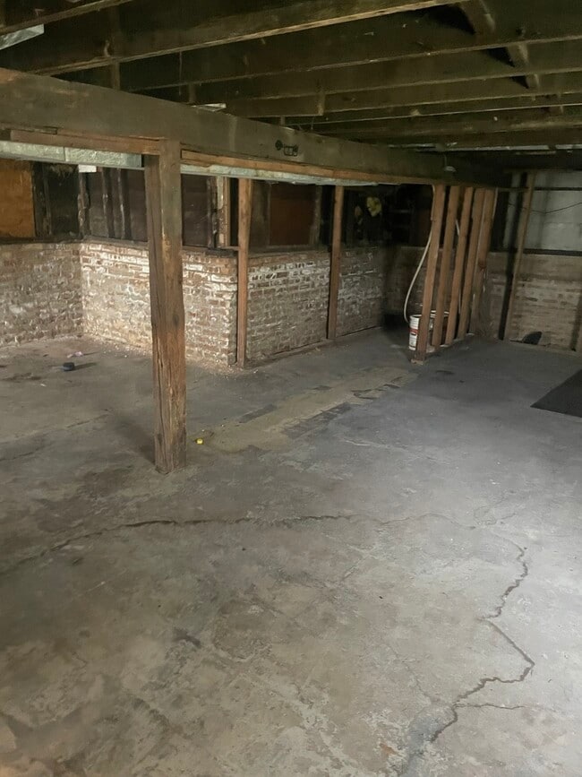 Building Photo - 7414 S Colfax Ave